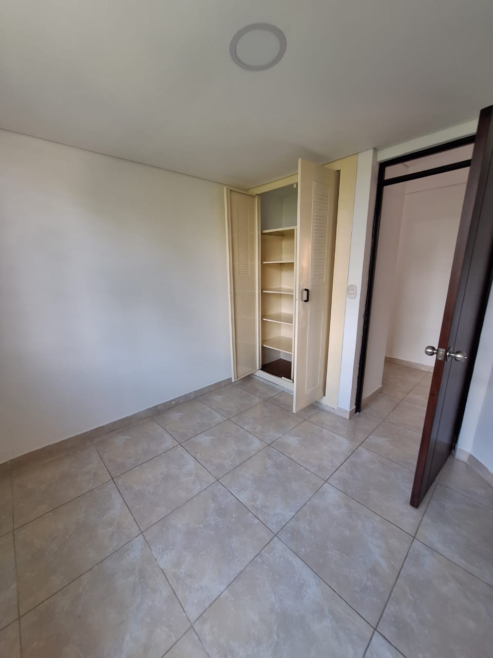 APARTAMENTO SECTOR MARIA CRISTINA